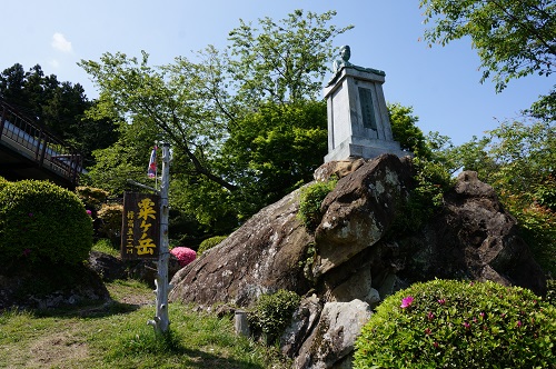 栄西禅師の像