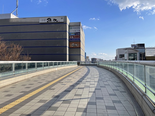 JR焼津駅（南口前の歩道橋）
