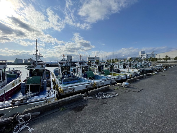 漁船（大井川港）