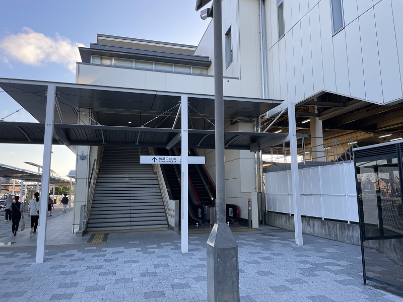 JR袋井駅（南口の階段）