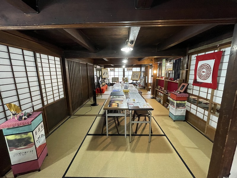 建屋１階（小松楼まちづくり交流館）