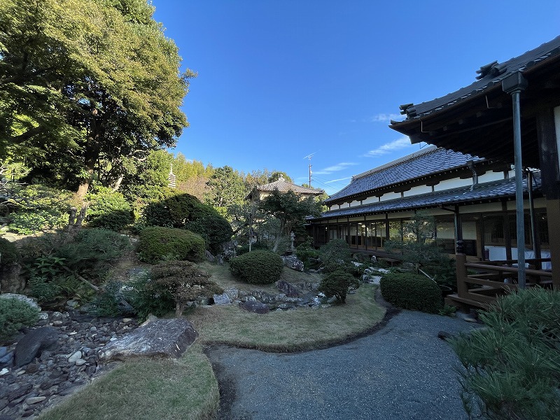 大庭園（福王寺）