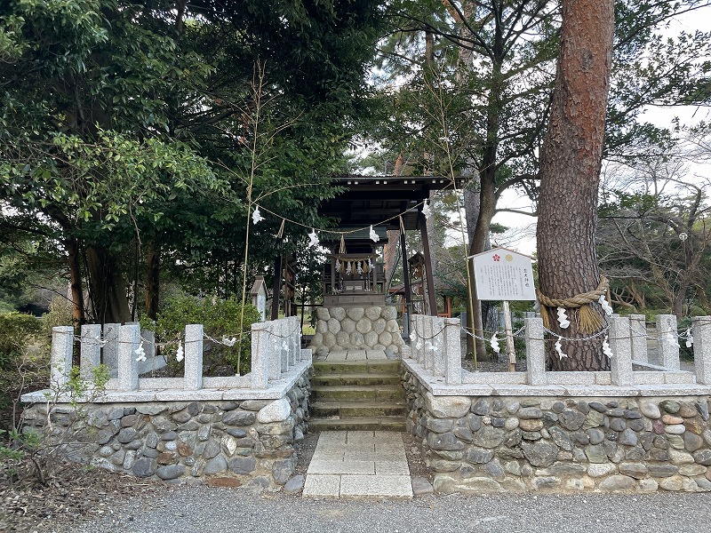 社殿（霊犬神社）