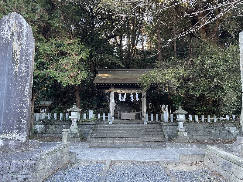 ご神体山参拝所（大頭龍神社）
