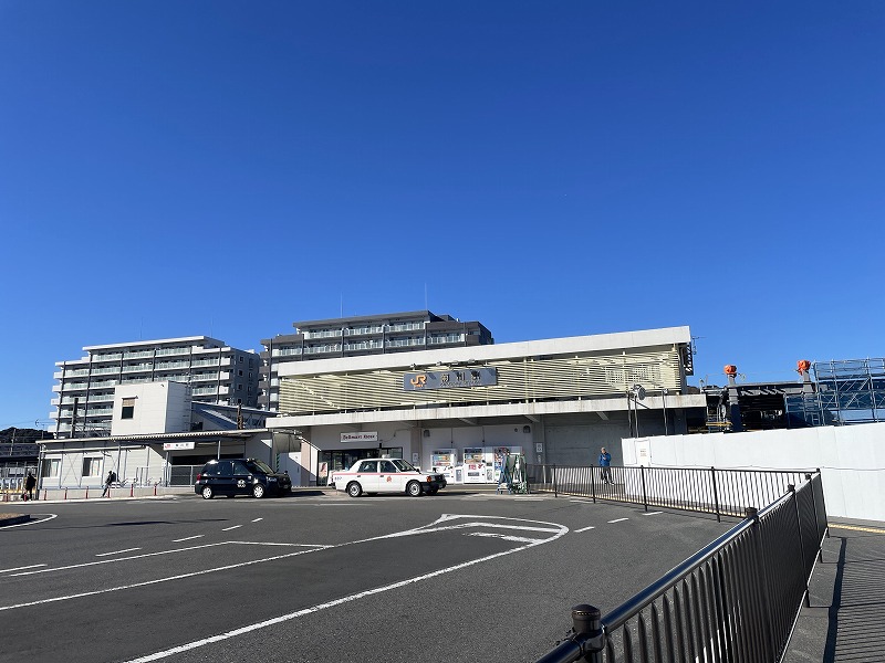 遠くから（JR菊川駅）