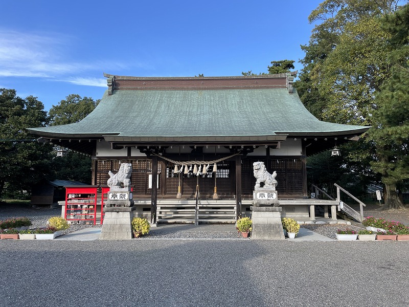 拝殿（若宮八幡宮）