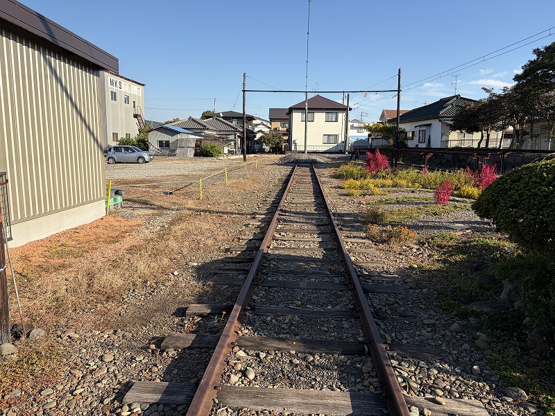 線路終点（岳南電車 岳南江尾駅）