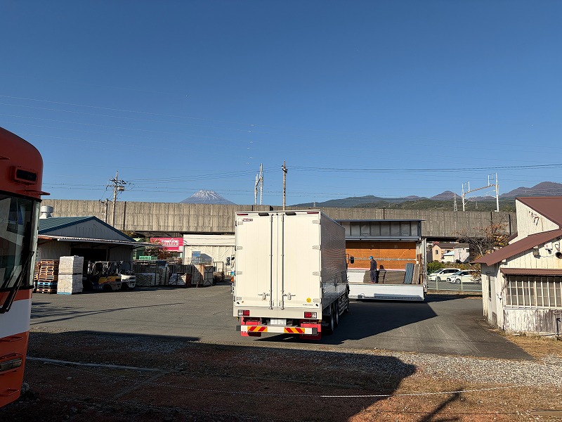 富士山（岳南電車 岳南江尾駅）