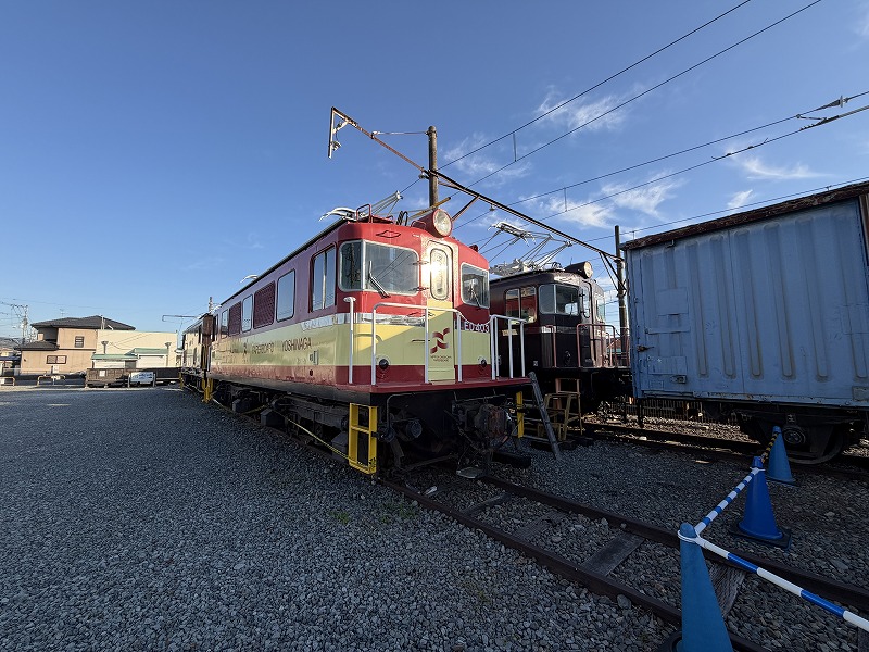 がくてつ機関車ひろばの電車(岳南電車 岳南富士岡駅)