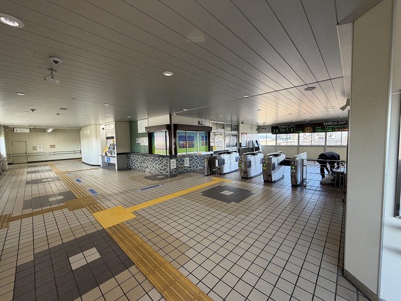 改札口（JR吉原駅）