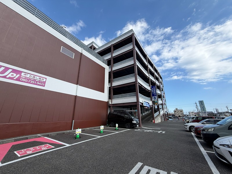 立体駐車場（イオンセントラルスクエア静岡）