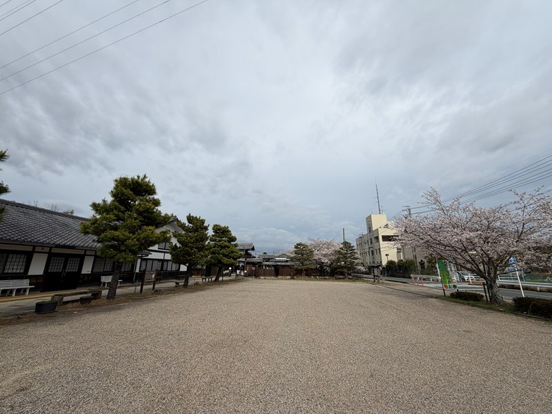 奥浜名湖田園空間博物館（駐車場を横から）