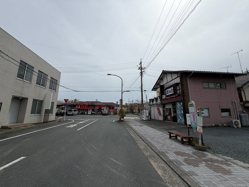 天浜線 気賀駅（駅舎を遠くから）